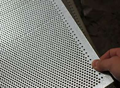 不銹鋼沖孔網的安裝方式 不銹鋼沖孔網的安裝方式